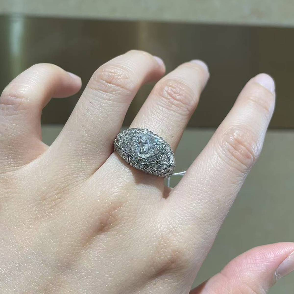 Luxury Heart Shaped Women's Ring S925 Silver Plated Platinum Customized Selection Main Stone Moissanite Diamond 2.0ct/Secondary Stone High Carbon Diamond